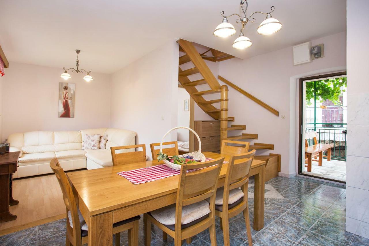 Ferienhaus Village Kamenica *