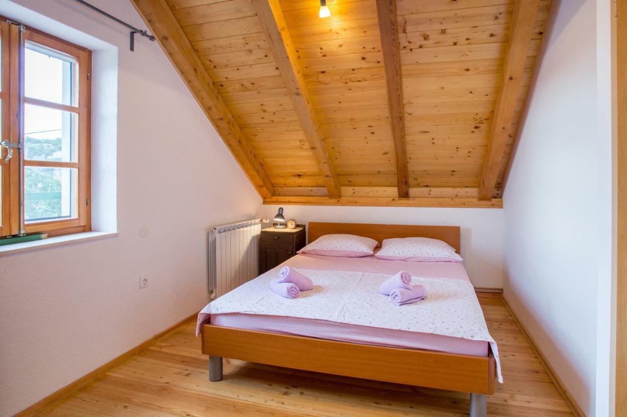 Ferienhaus Village Kamenica Kostanje
